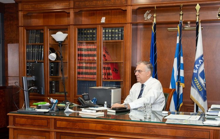 Σε ετοιμότητα χιλιάδες αστυνομικοί για την τήρηση των μέτρων κατά του covid-19