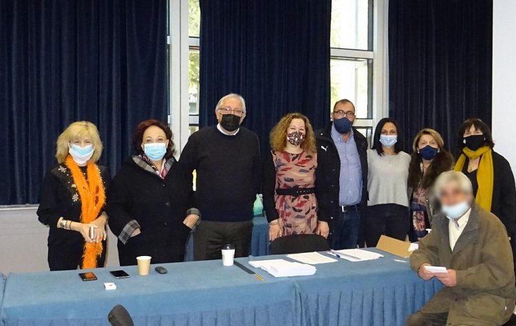 Εορταστικές δωροεπιταγές σε ευπαθείς Μαρουσιώτες από τον Δήμο