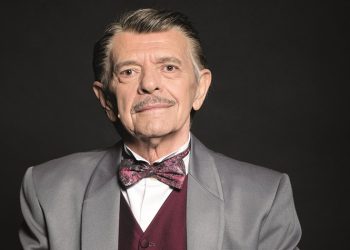 Γιώργος Αρμένης: «Έλαβα αρκετή αγάπη, προσπαθώ να την ανταποδίδω στη σκηνή»