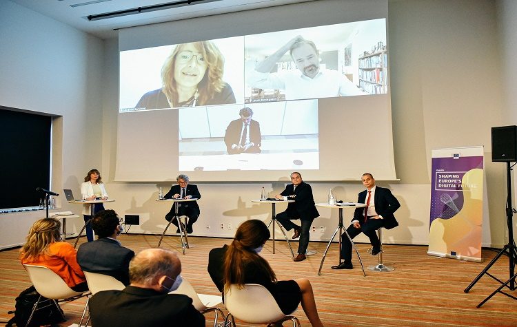 Συνάντηση Κωνσταντέλλου με Breton και ευρωπαίους δημάρχους στις Βρυξέλλες