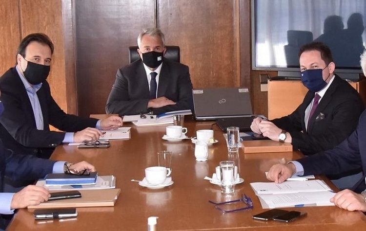 Τηλεδιάσκεψη ΚΕΔΕ με την πολιτική ηγεσία του Υπουργείου Εσωτερικών