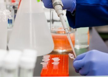 Κορωνοϊός: 30.010 κρούσματα, 620 σε ΜΕΘ και 59 θάνατοι ανακοινώθηκαν την Πρωτοχρονιά