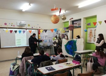 Οι μαθητές του 4ου Δημοτικού Πεύκης παρουσίασαν τις δράσεις τους στον Τάσο Μαυρίδη