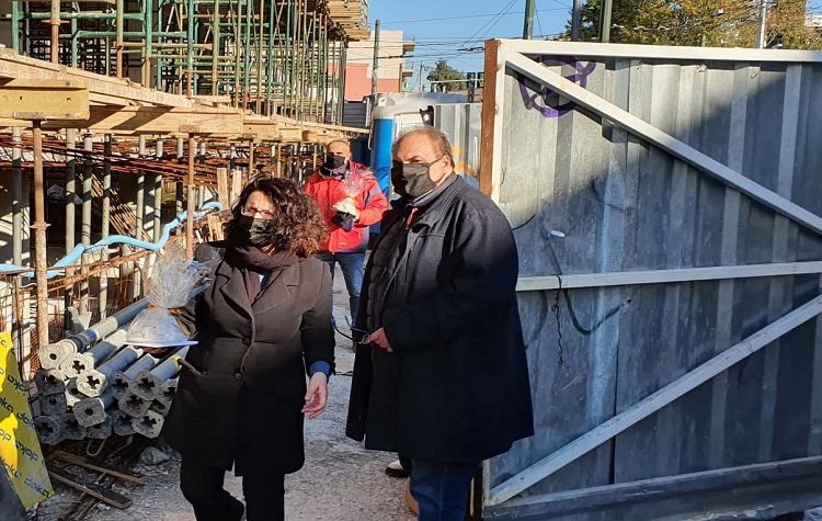 Οι ευχές και το χριστουγεννιάτικο μήνυμα του δημάρχου από το εργοτάξιο του νέου δημαρχείου