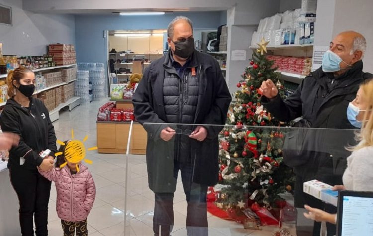 Επίσκεψη του δημάρχου Χαλανδρίου στην Κοινωνική Υπηρεσία του Δήμου