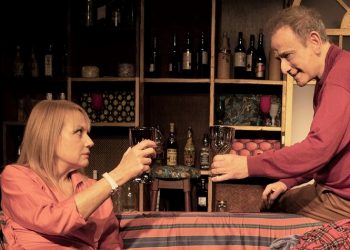 Έκτακτες εορταστικές παραστάσεις για την κωμωδία «Το Ψέμα» στο θέατρο «Αλεξάνδρεια»