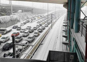 Εκείνη πάλι, τι ήθελε κι ήρθε νωρίτερα;