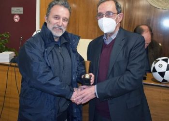 Βράβευση παλαίμαχων ποδοσφαιριστών στον Βύρωνα