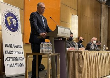 Θεοδωρικάκος: «Λύνουμε χρόνια αιτήματα των αστυνομικών»
