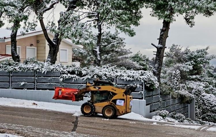Οδηγίες και πληροφορίες από τον Δήμο για την αντιμετώπιση της κακοκαιρίας