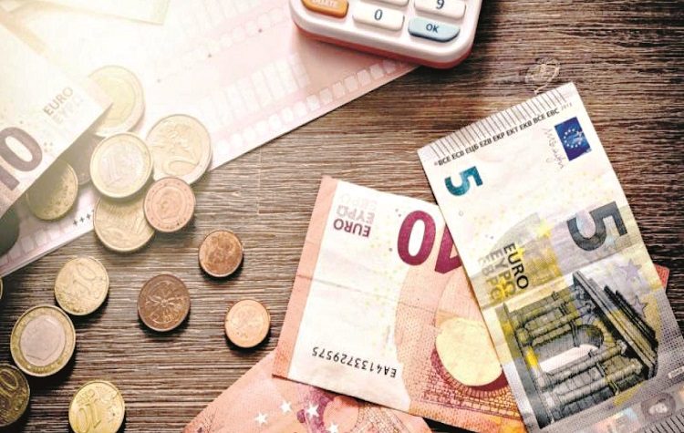 Οικονομία: Αυξήσεις και ανατιμήσεις