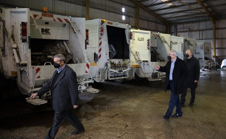 Δήμος Αμαρουσίου: Πλύσιμο και απολύμανση των κάδων από ιδιωτική εταιρία