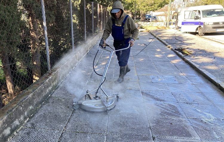 Με νέους οδοκαθαριστές συνεχίζεται η προσπάθεια για την καθαριότητα του Δήμου
