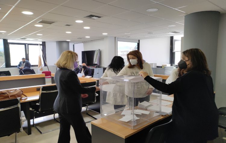 Το νέο προεδρείο και τα νέα μέλη των Επιτροπών του Δήμου