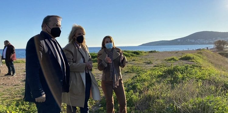 Επίσκεψη Ρένας Δούρου σε Βάρη Βούλα Βουλιαγμένη με αιχμές για διοίκηση Πατούλη