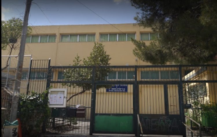 Γονείς 5ου Νηπιαγωγείου: 300 παιδιά σε ένα προαύλιο μεγέθους γηπέδου μπάσκετ