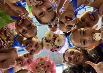 Νηρέας Χαλανδρίου με κορίτσια από… ασήμι! (Εικόνες)