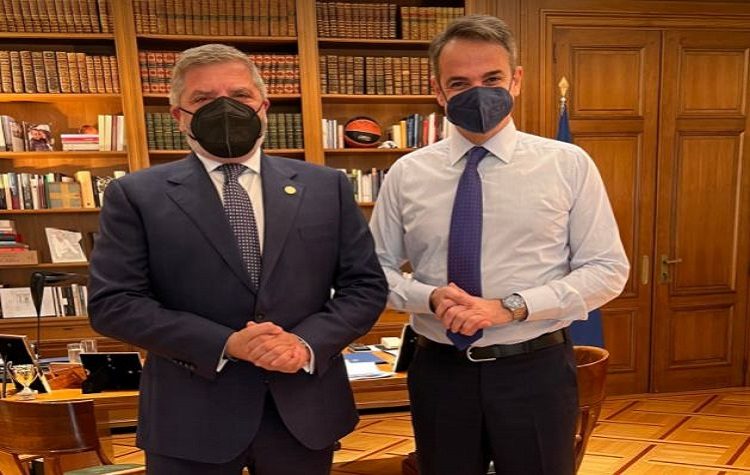 Πρώτη συνάντηση Μητσοτάκη - Πατούλη μετά την… «χιονοθύελλα»