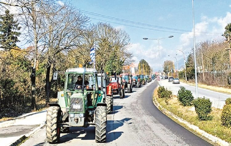 Αγρότες: Ξανά στα μπλόκα