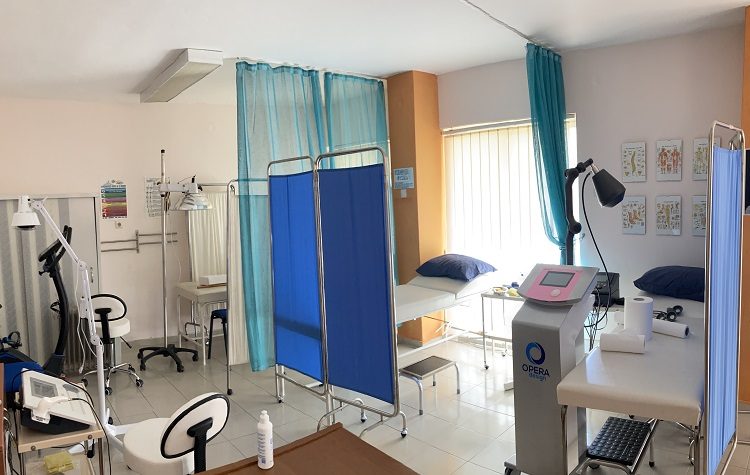 Ξεκίνησε τη λειτουργία του το νέο σύγχρονο φυσικοθεραπευτήριο που δημιουργήθηκε στο 1ο ΚΑΠΗ