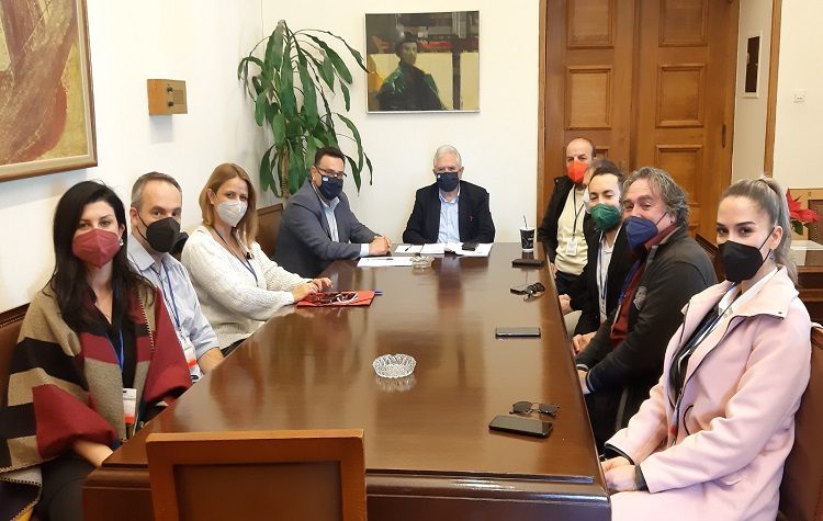 Συνάντηση αντιπροσωπείας του ΚΚΕ στη Βουλή με το ΔΣ του ΠΑΣΕΚΔΑΠ