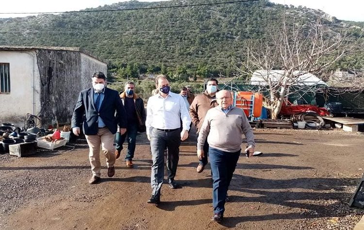 Ο υπουργός Αγροτικής Ανάπτυξης και Τροφίμων στις αγροτικές περιοχές που επλήγησαν από την «Ελπίδα»