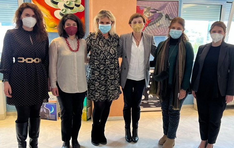 Οι UNI-PHARMA & InterMed σε συνεργασία με την Ύπατη Αρμοστεία του ΟΗΕ αναλαμβάνουν δράση για τους πρόσφυγες