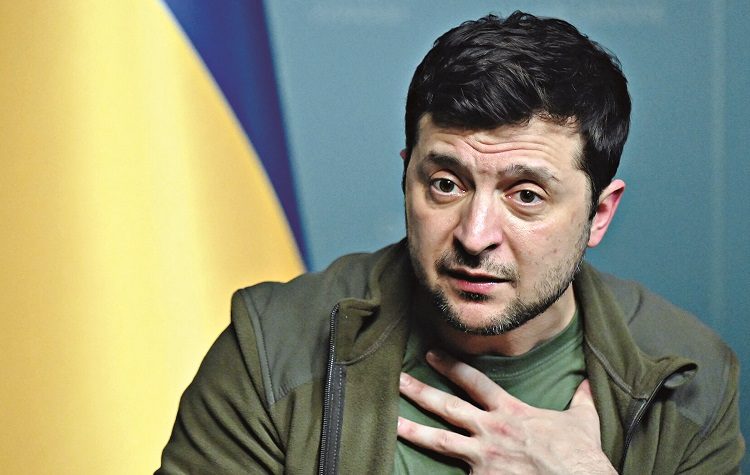 Ζελένσκι: Κατασκευασμένος «ήρωας»