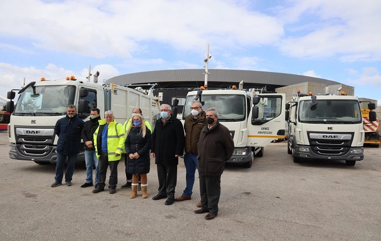 Ακόμη 5 σύγχρονα απορριμματοφόρα απέκτησε ο Δήμος Αμαρουσίου