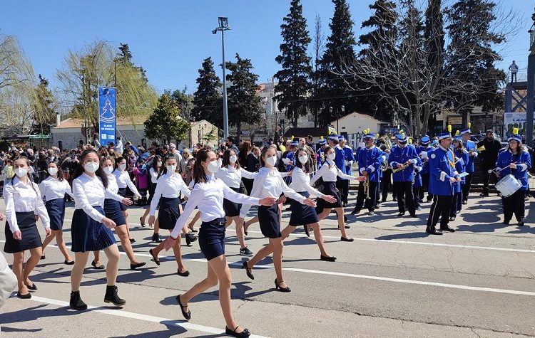 Με λαμπρότητα τιμήθηκε η Εθνική Επέτειος και στις 7 Δημοτικές Ενότητες