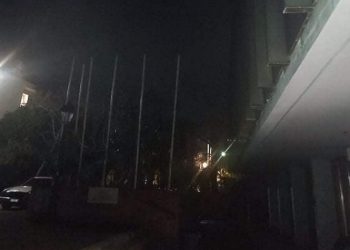 «Σκοτείνιασε» το Δημαρχείο για την «Ώρα της Γης»