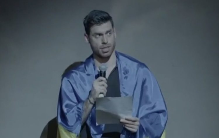 Λυρικός «πόλεμος»