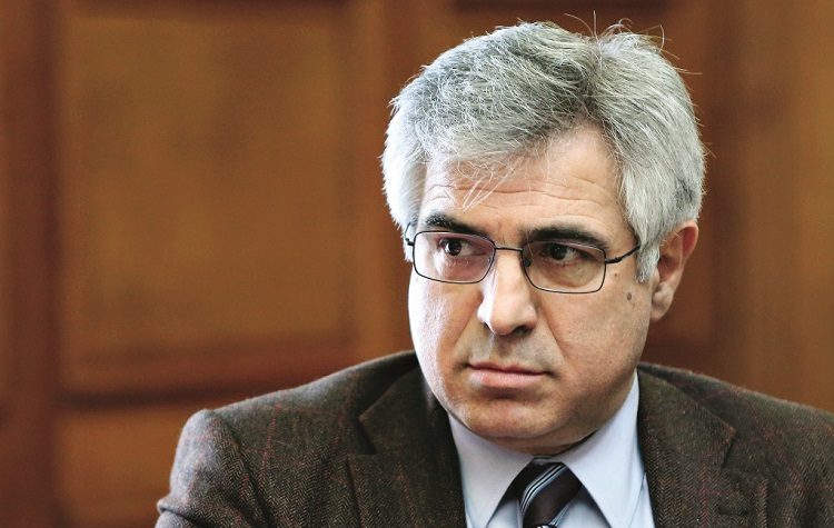 Είναι πολιτική ανάγκη να ανατρέψουμε την αντίληψη που μας θέλει συμπλήρωμα της Δεξιάς