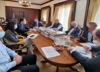 ΚΕΔΕ προς Στέλιο Πέτσα: «Να αποτρέψουμε την οικονομική κατάρρευση των Δήμων»