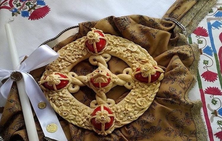 «Χρυσή Τομή»: Έρχεται στην Κερατέα το 1ο Σεμινάριο «Μεσογείτικου Παραδοσιακού Κεντητού Ψωμιού»