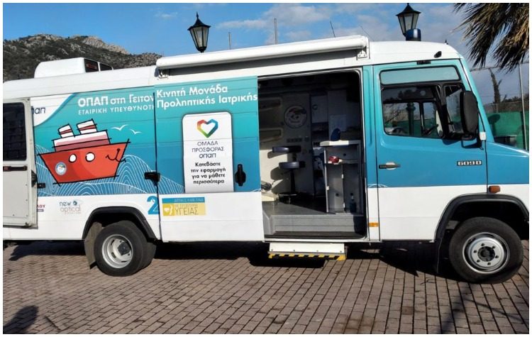 Άρχισαν οι δωρεάν οδοντιατρικοί έλεγχοι για παιδιά στη Νέα Μάκρη από τον Δήμο