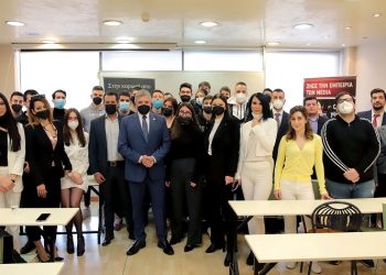 Συζήτηση Γ. Πατούλη με φοιτητές δημοσιογραφίας για τον ρόλο της Τοπικής Αυτοδιοίκησης