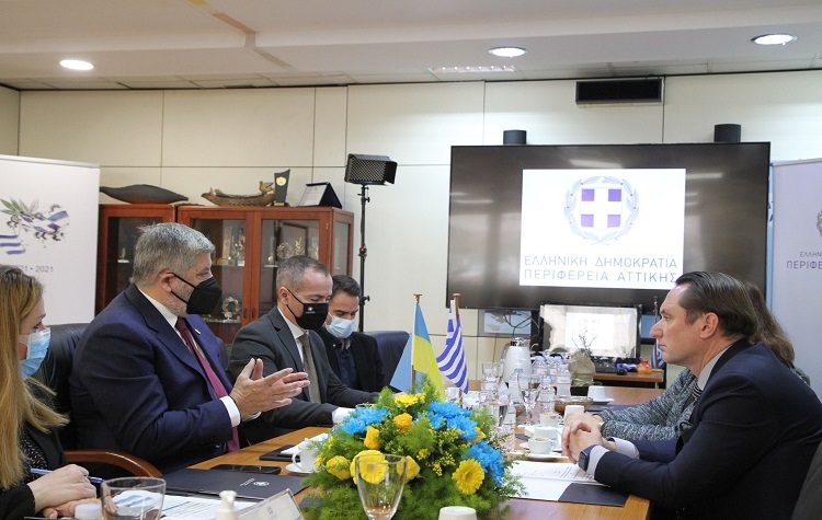 Θερμές ευχαριστίες του Ουκρανού πρέσβη στον Γ. Πατούλη για την ανθρωπιστική βοήθεια