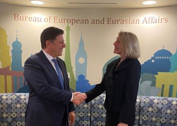 Μ. Βαρβιτσιώτης σε υφυπουργό Εξωτερικών των ΗΠΑ: «Ελλάδα και ΗΠΑ, στρατηγικοί εταίροι με προοπτική»