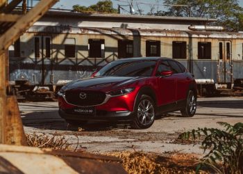 Ανανεωμένο Mazda CX-30: Οι 3 διαθέσιμοι κινητήρες e-Skyactiv