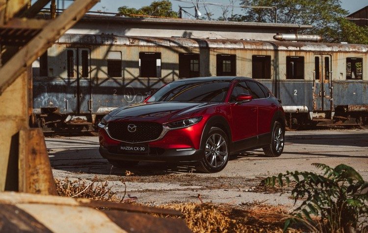 Ανανεωμένο Mazda CX-30: Οι 3 διαθέσιμοι κινητήρες e-Skyactiv