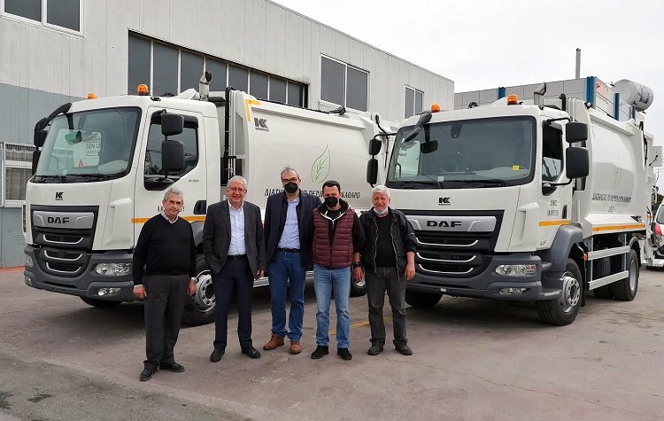 Δήμος Αμαρουσίου: Παρελήφθησαν 2 νέα απορριμματοφόρα 12 τόνων