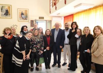 Επίσκεψη του δημάρχου Θ. Αμπατζόγλου στο κεντρικό ΚΑΠΗ Αμαρουσίου