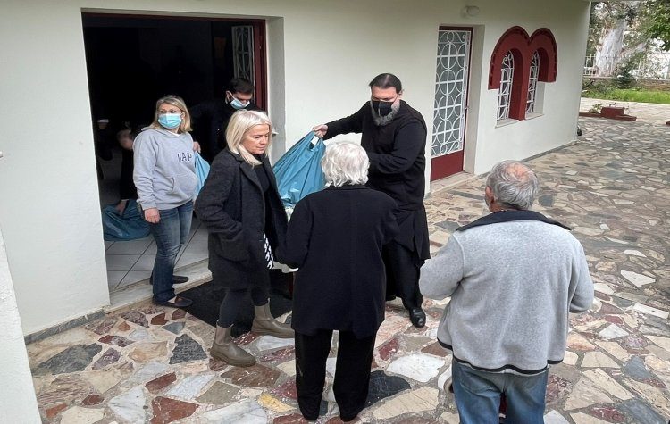 «Δέματα Αγάπης» από την Ι.Μ. Νέας Ιωνίας