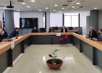 Διαδημοτικό αίτημα για νέα συνάντηση με την ηγεσία του ΥΠΟΜΕΔΙ για τη διάνοιξη της Λ. Κύμης