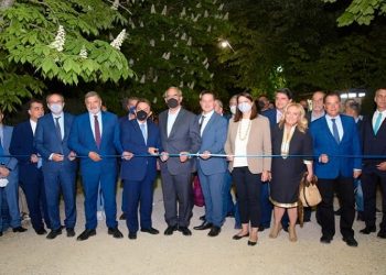 Με λαμπρότητα τα εγκαίνια της 68ης Ανθοκομικής Έκθεσης Κηφισιάς