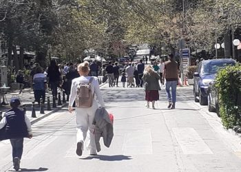 Κυριακή χωρίς αυτοκίνητα: Απολαυστική ανοιξιάτικη βόλτα στο παραδοσιακό κέντρο της Κηφισιάς