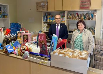 Πασχαλινά πακέτα αγάπης και ανθρωπιάς από τον Δήμο