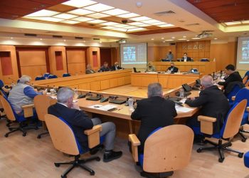 ΚΕΔΕ: Προσφορά 516.000 € στην B. Εύβοια – Συνεδρίαση παρόντος Σταύρου Μπένου