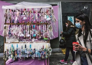 Κορωνοϊός: (Σχεδόν) κανονικό Πάσχα